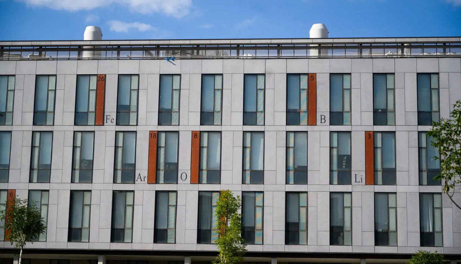 Chemistry Building Desktop News